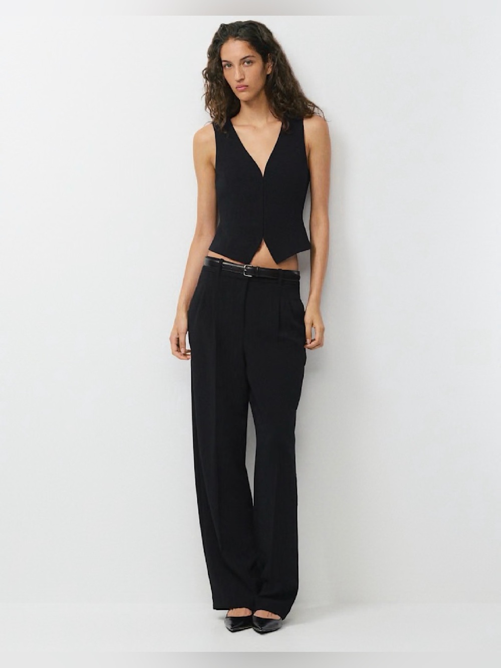 Aritzia Attire Vest - Crepette™